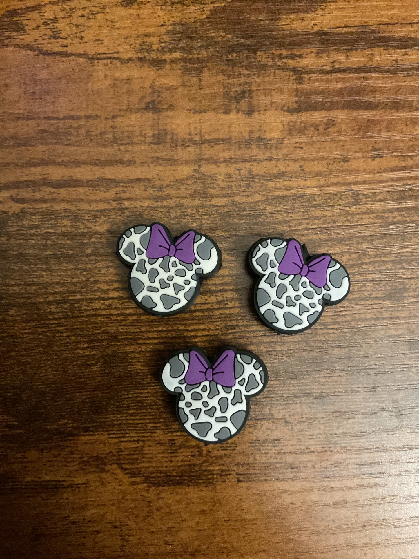 Gray Minnie Head
