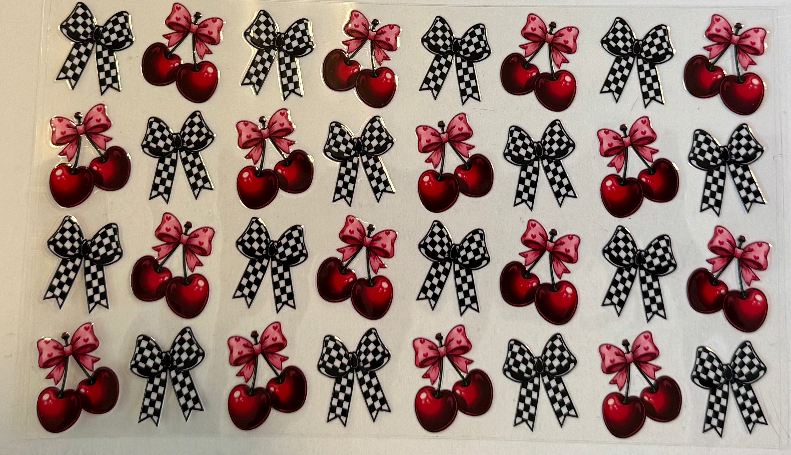 20 Oz Cherries and Checker Bows