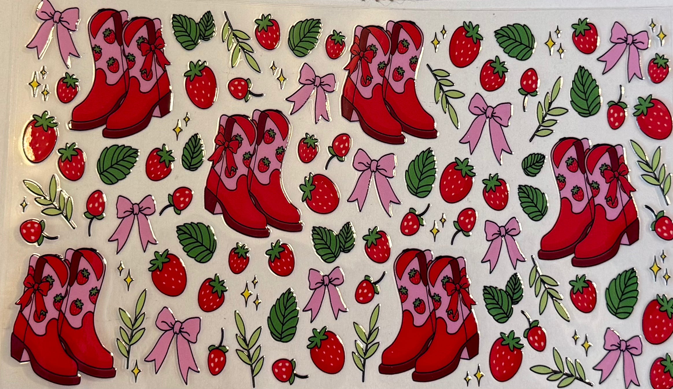 20 Oz Strawberries and Boots